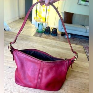 Vintage coach should bag